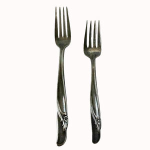 Rogers & Bro Reinforced Plate IS Dinner & Salad Fork Floral Design Lot 2